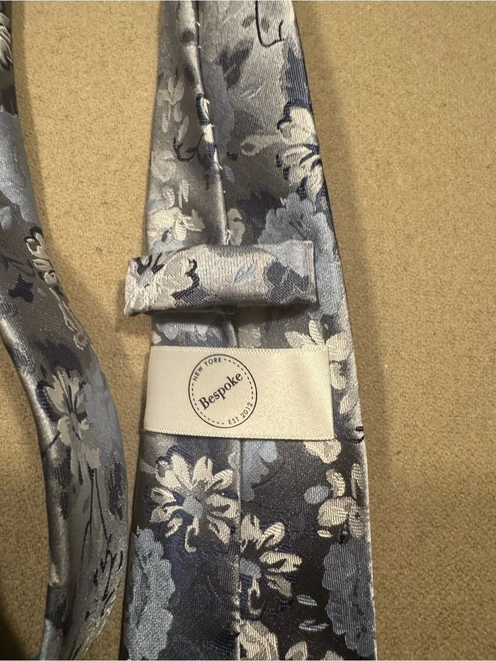 BespokeFit Silver and Light Blue Floral Men's Tie - Picture 4 of 4
